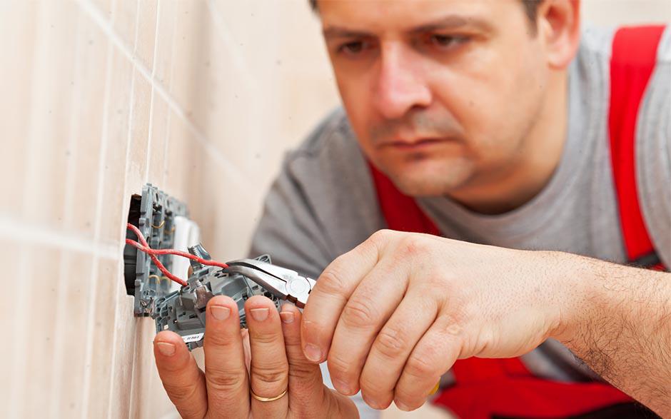 tarif horaire d'un électricien Pontoise
